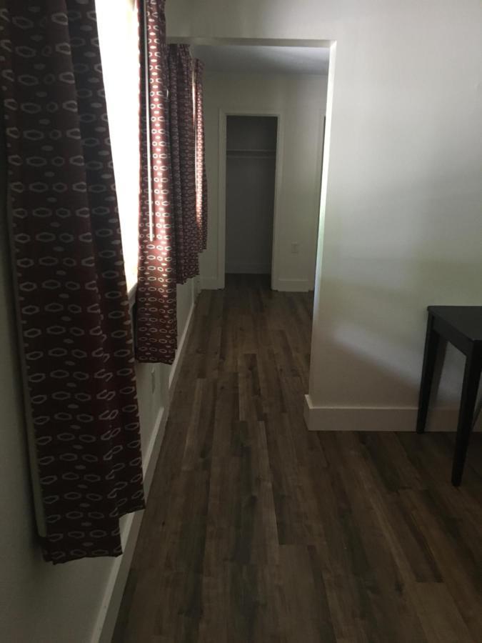 Woodlawn Hills Motel Henderson 外观 照片