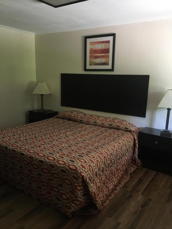 Woodlawn Hills Motel Henderson 外观 照片